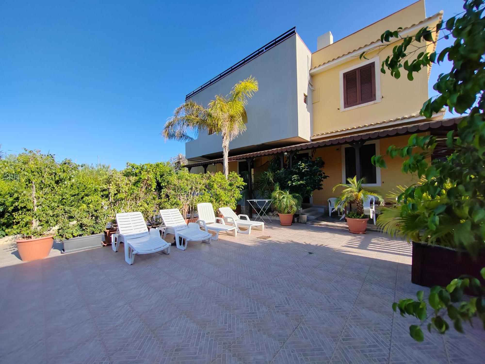 Xenia Garden 2 Appartement Avola